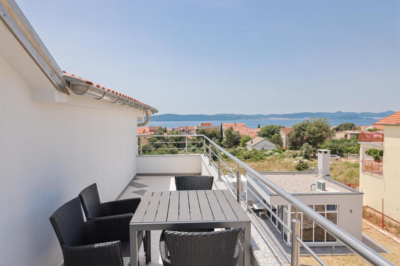 Apartments Nicola With Private Pool Bibinje Exteriör bild